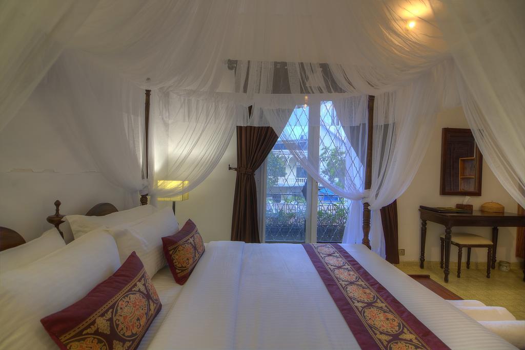 Prasats Boutique Hotel Phnom Penh Exteriör bild